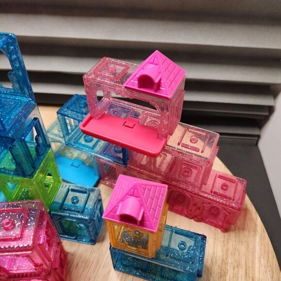 Shopkins Connector Cubes + Pet Carrier – Pretend Play Toy Lot - Picture 4 of 9